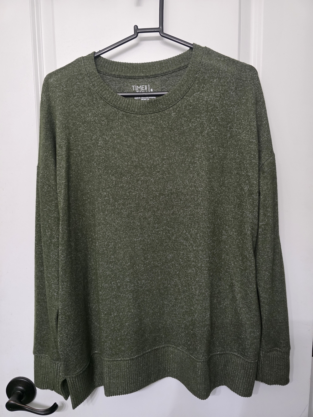 Time and Tru Olive Crewneck Sweater - Heathered Green